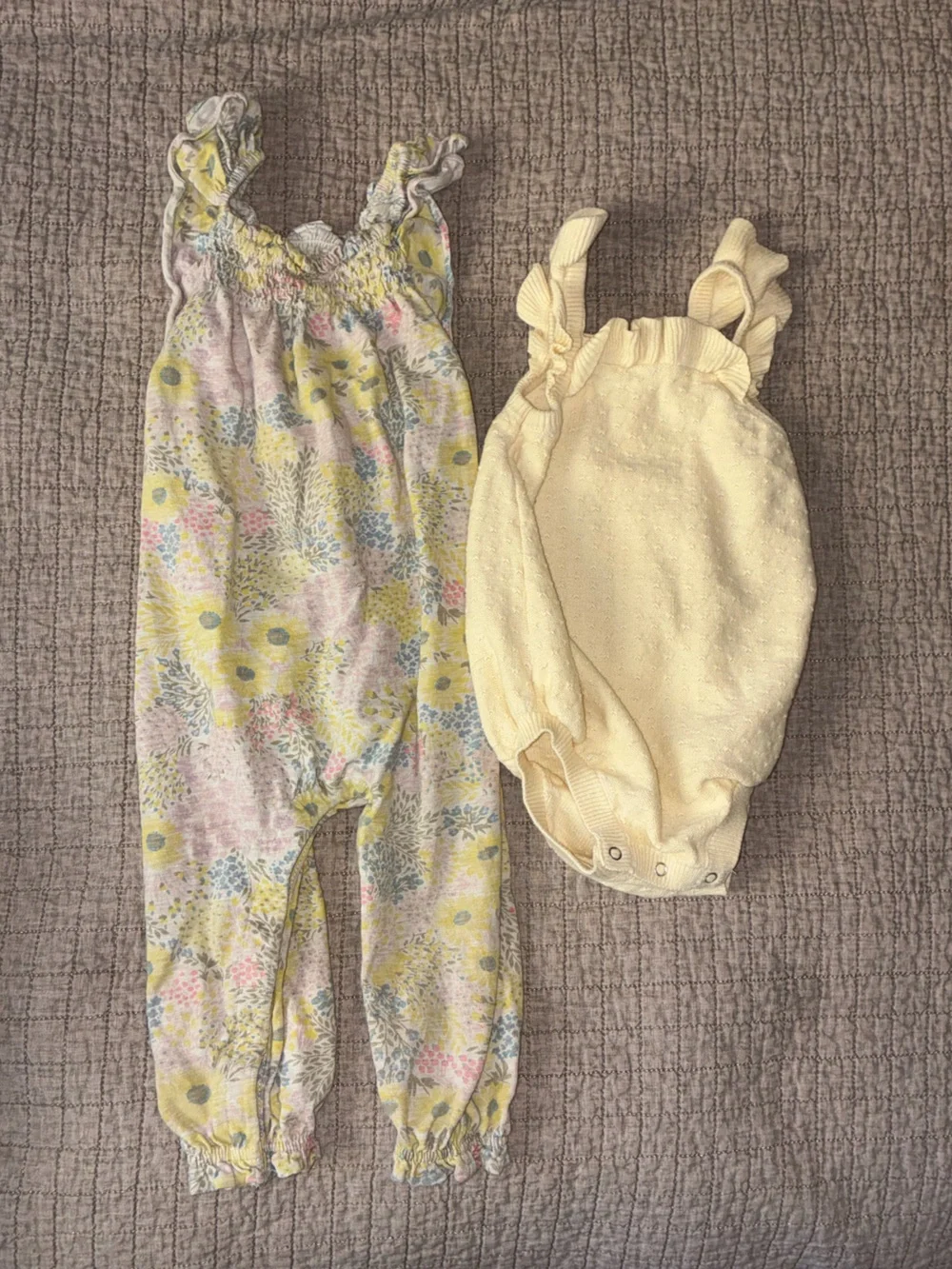 GAP Yellow Floral and Cream Kids Matching Set
